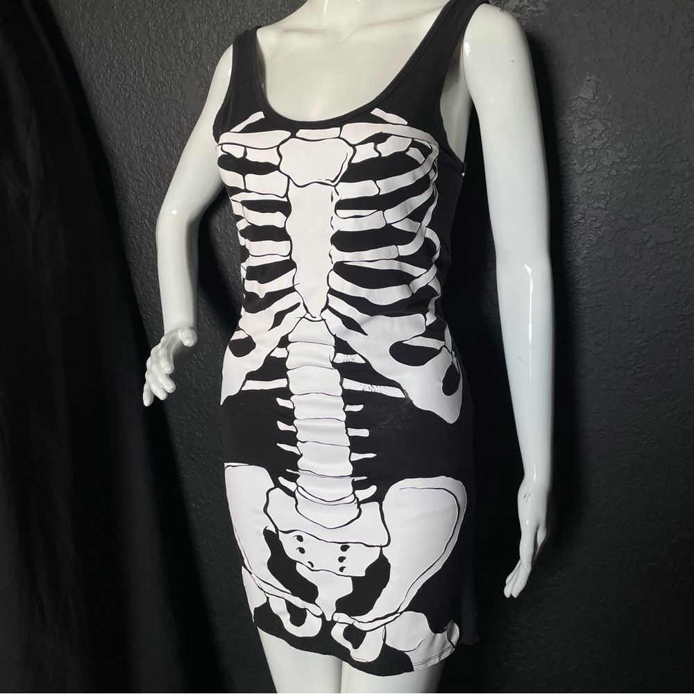 Vintage skeleton cotton dress - Picture 2 of 16